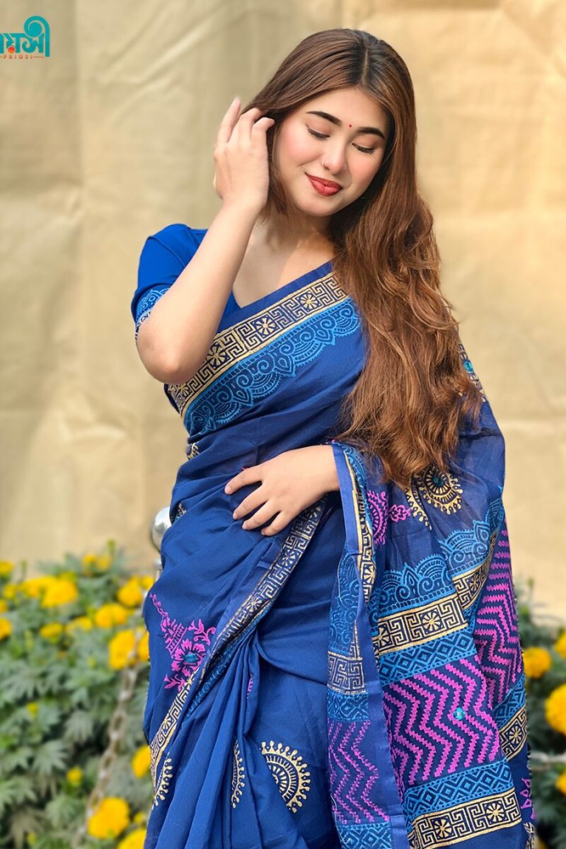 মেহের হ্যান্ড ব্লক এন্ড এমব্রয়ডারী শাড়ী (নেভী ব্লু)